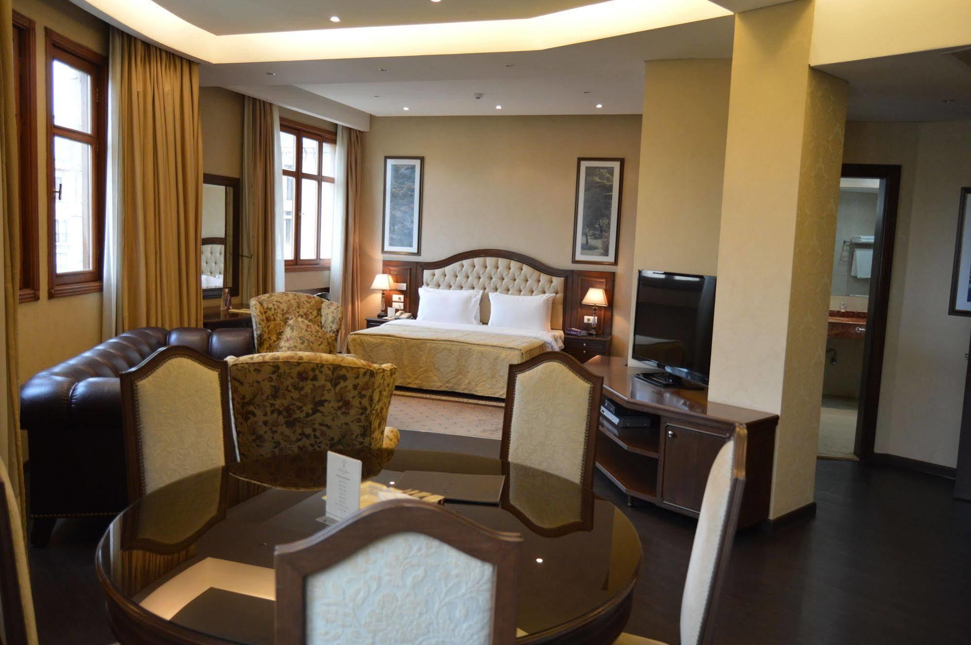 Etoile Suites Boutique Hotel Downtown 贝鲁特 外观 照片
